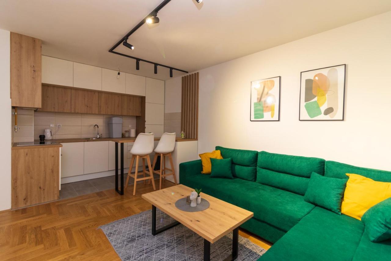 M&A Apartment-Easy Airport Lukavica Eksteriør bilde