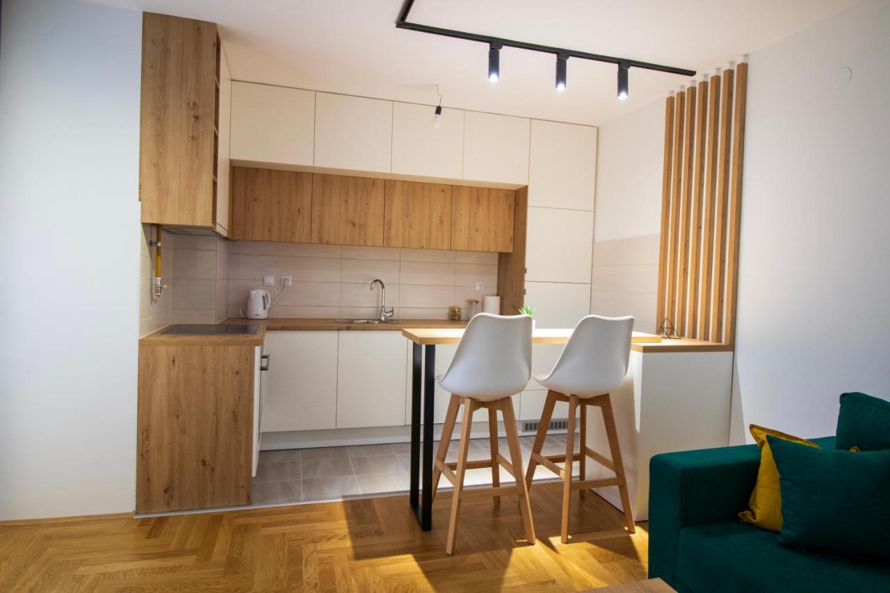 M&A Apartment-Easy Airport Lukavica Eksteriør bilde